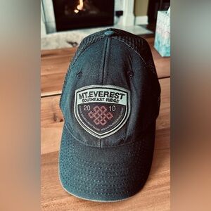 *SOLD* Eddie Bauer “Mt.Everest” Black Hat | Mesh Back, Adjustable, Clean, OS